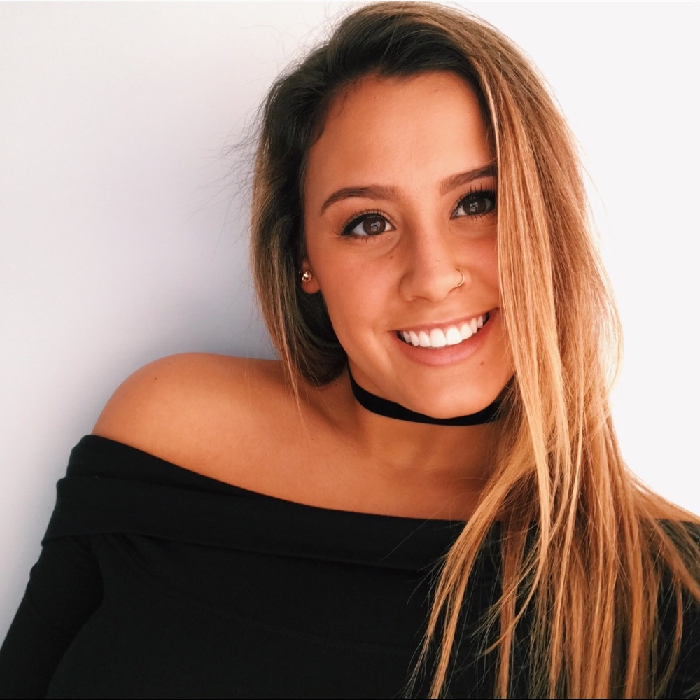 Meet your Posher, Lauren